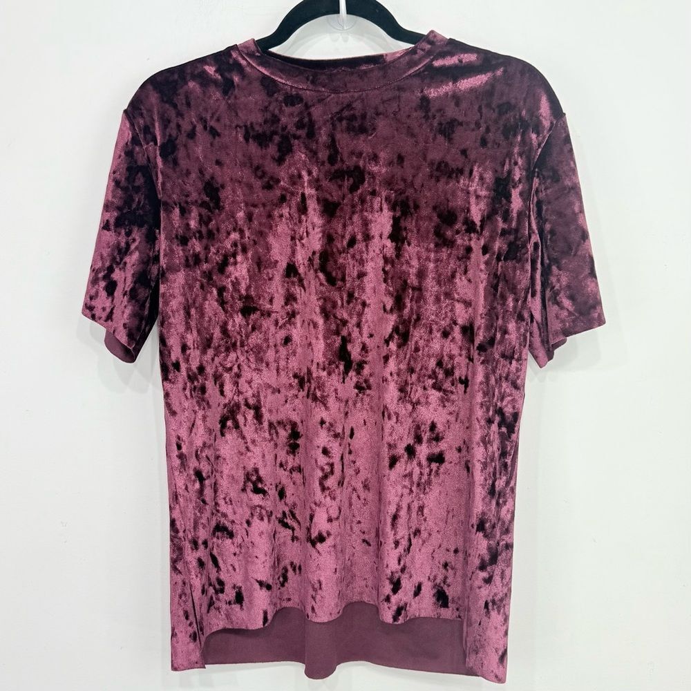 Skylar + Jade Wine Crushed Velvety Velour Short Sleeve Holiday Party Top